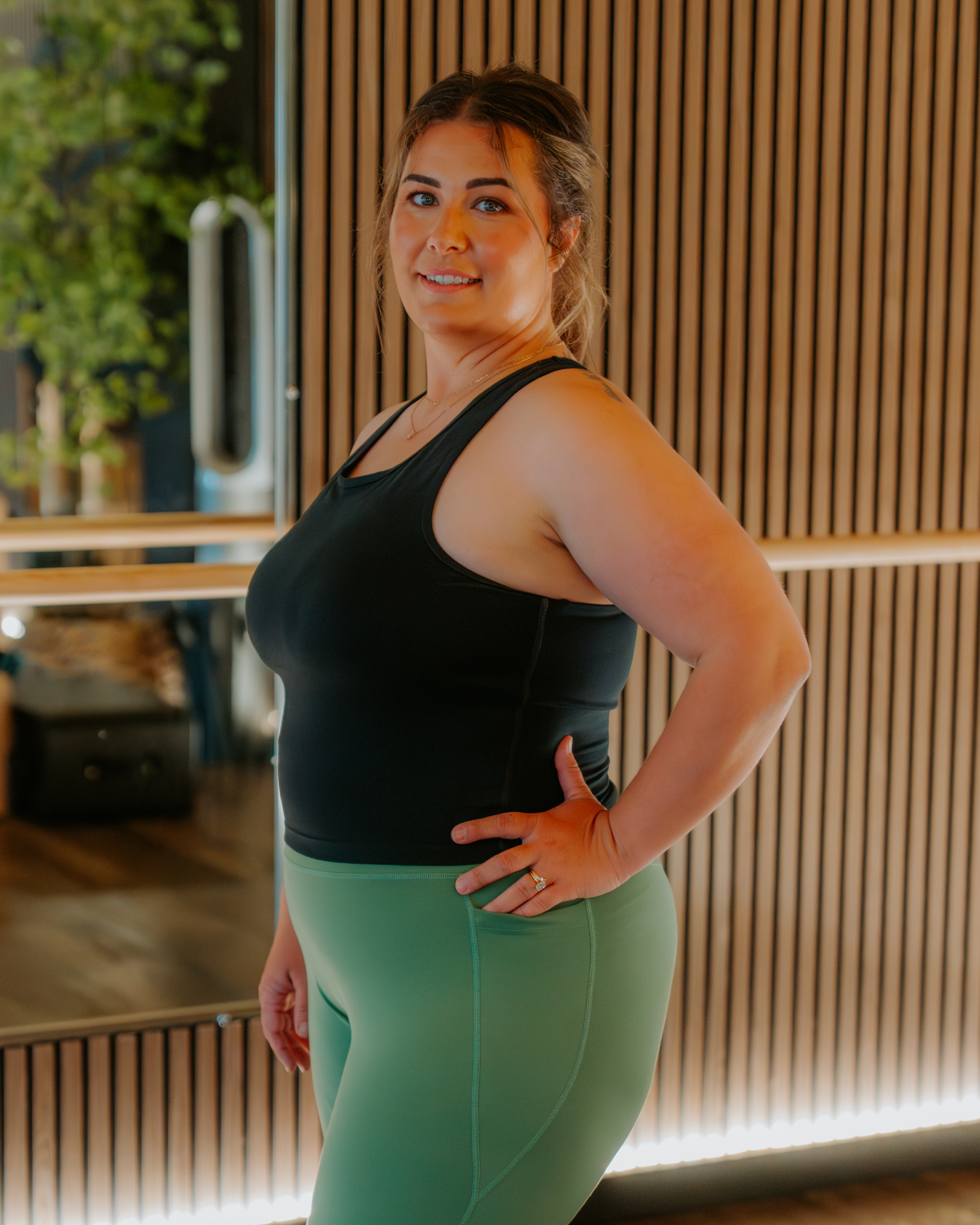 Rise Tank Top – Graphite